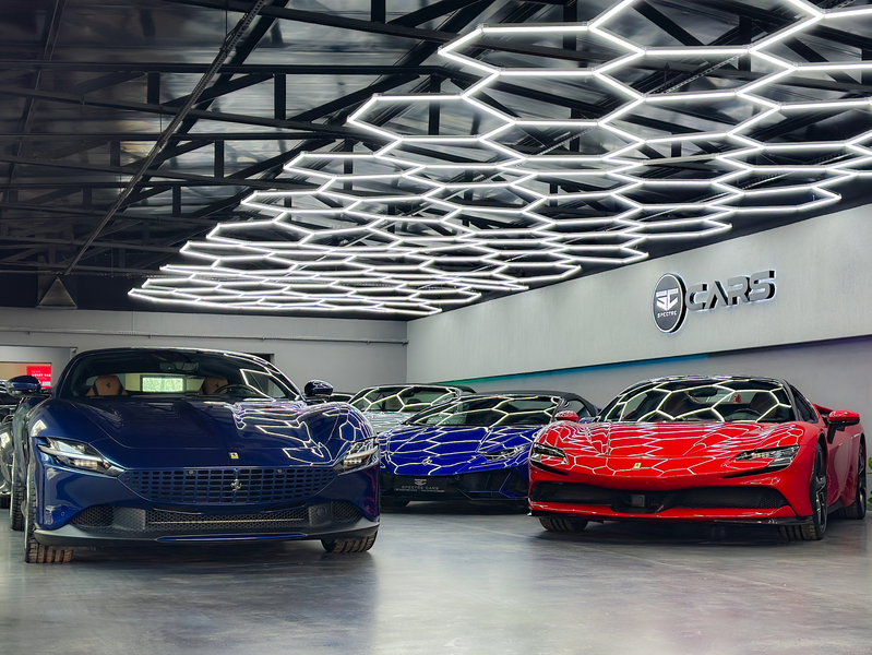 Zdjęcie na okładce dla Spectre Cars - Auta Premium